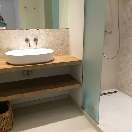 Apartment Prachtig Ingericht Met Frontaal Zeezicht In Duinbergen *