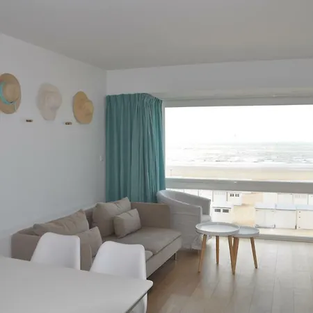 Prachtig Ingericht Met Frontaal Zeezicht In Duinbergen Apartment Knokke-Heist